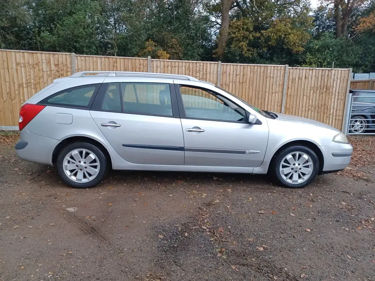 Used Renault Laguna II Dynamique 2006 Silver Estate