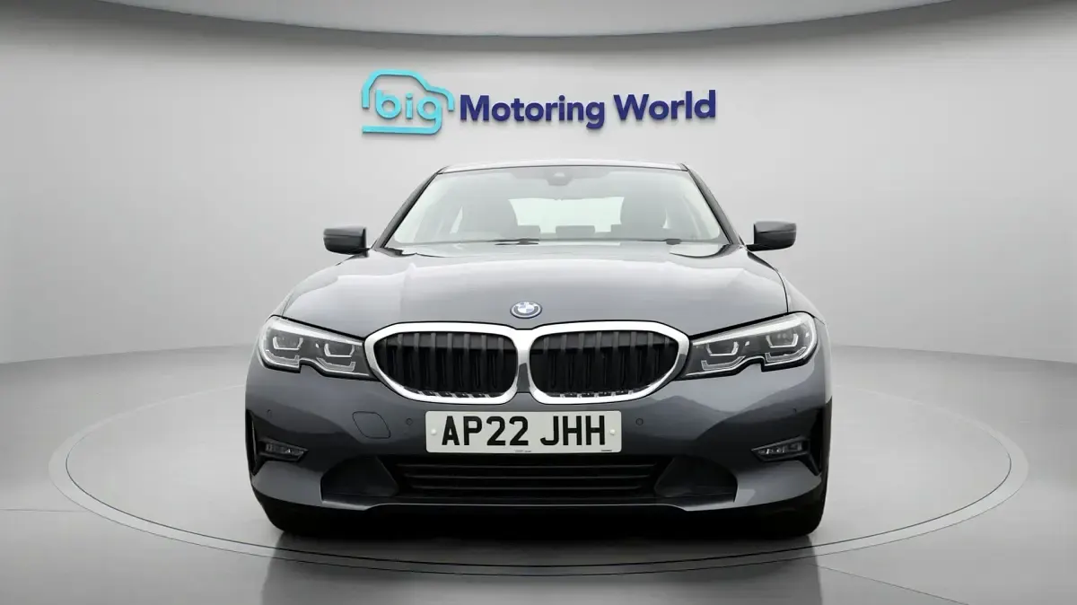 Used BMW 330 288 HP (211 kW) 2022 Sedan