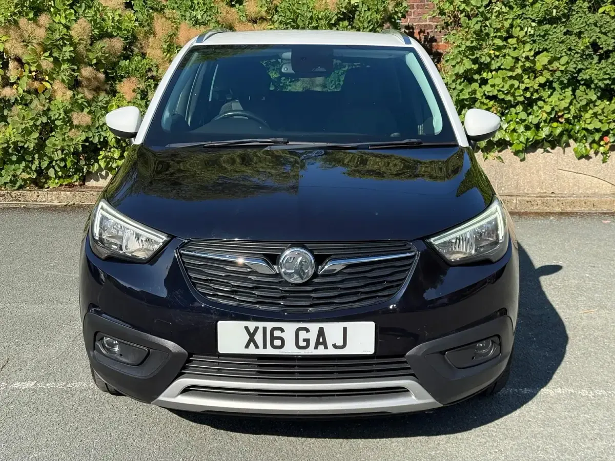 Used Vauxhall Crossland X Elite 81 HP (59 kW) 2018 Blue SUV
