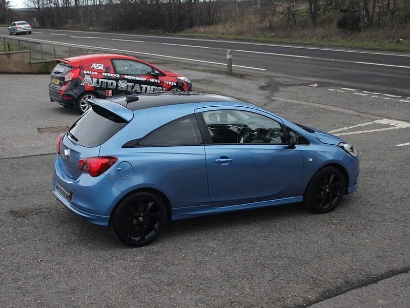 Used Vauxhall Corsa SRi 75 HP (55 kW) 2018 Blue Hatchback