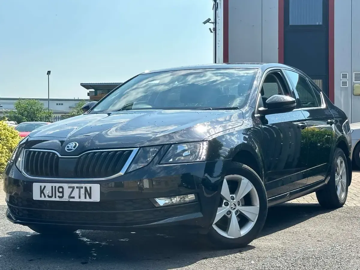Used Skoda Octavia SE Technology 150 HP (110 kW) 2019 Black Hatchback