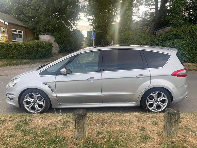 Used Ford S-MAX Titanium X 200 HP (147 kW) 2011 Silver MPV