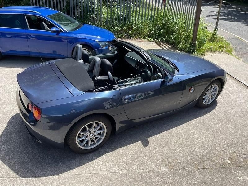 Used BMW Z4 2005 Blue Cabriolet
