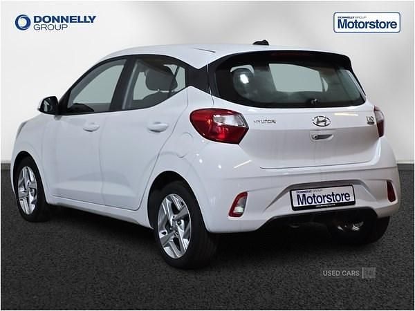 Used Hyundai i10 SE 84 HP (61 kW) 2020 White Hatchback