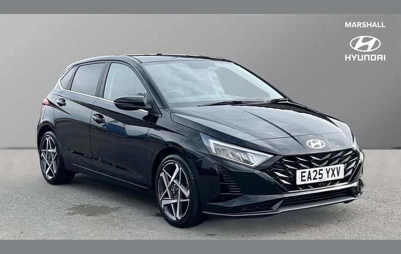 Used Hyundai i20 Premium 100 HP (73 kW) 2025 Black Hatchback