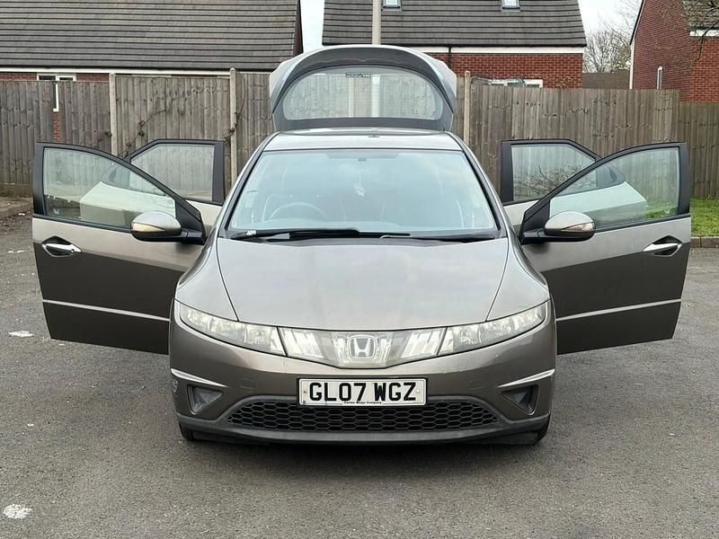 Used Honda Civic SE 140 HP (102 kW) 2007 Grey Hatchback