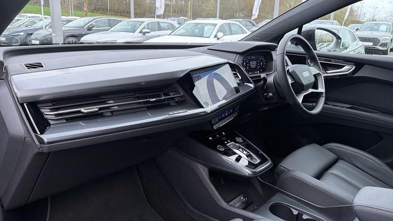 Used Audi Q4 e-tron S-Line 210 kW (286 HP) 2025 Other SUV