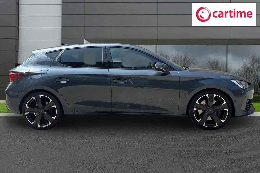 Used Cupra Leon VZ2 245 HP (180 kW) 2022 Grey Hatchback