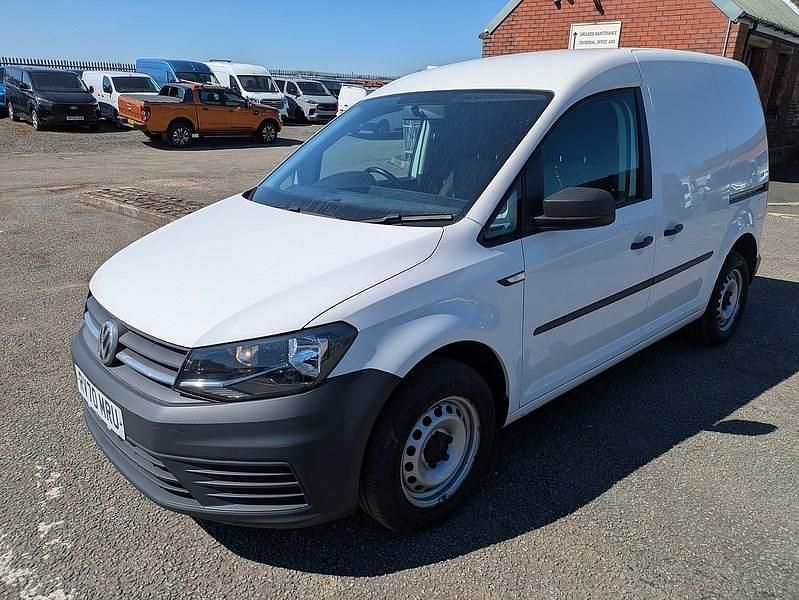 Usado VW Caddy Startline 102 CV (75 kW) 2020 Blanco Monovolumen