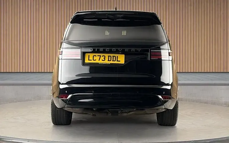 Used Land Rover Discovery 5 HSE Dynamic 360 HP (264 kW) 2024 SUV