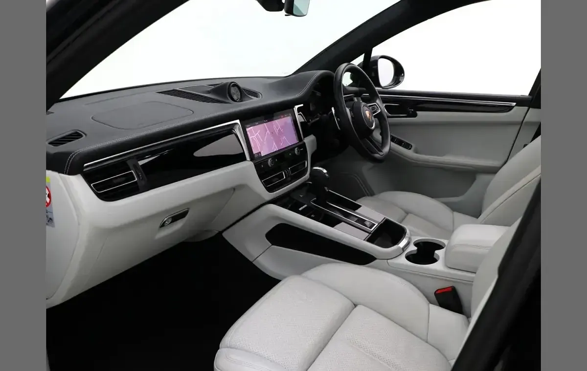 Used Porsche Macan S 374 HP (275 kW) 2022 Grey SUV