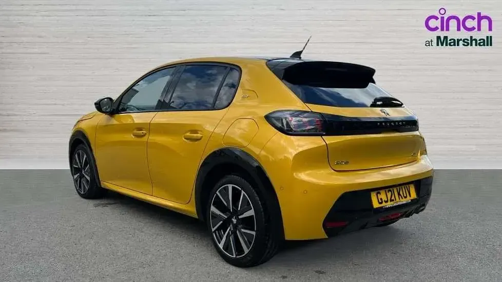 Used Peugeot 208 GTi 101 HP (74 kW) 2021 Yellow Hatchback