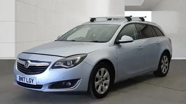 Used Vauxhall Insignia SRi 2017 Silver Estate