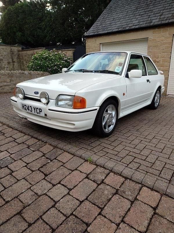 White Used 1991 Ford Escort RS Hatchback | £10,500 - Image 1/4