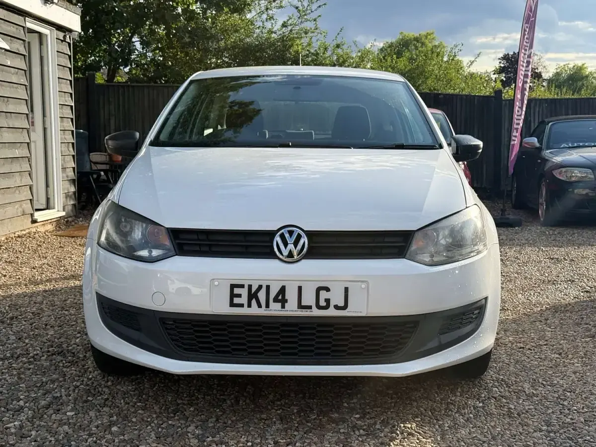 Used VW Polo S 59 HP (43 kW) 2014 White Hatchback