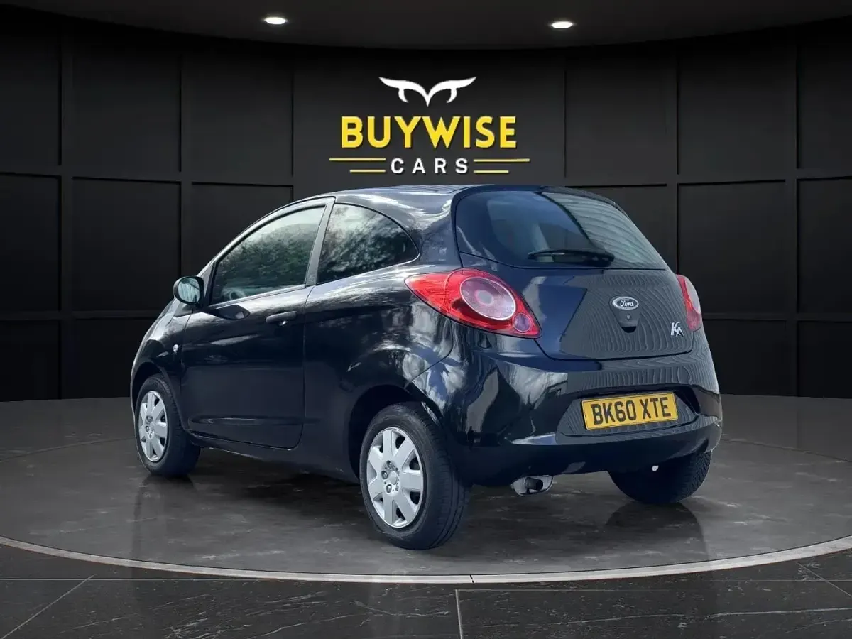 Begagnad Ford Ka Studio 69 HK (50 kW) 2010 Svart Halvkombi
