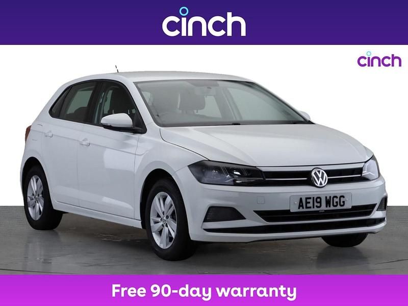 White Used 2019 VW Polo SE Hatchback | £11,399 (Fair price) - Image 1/3