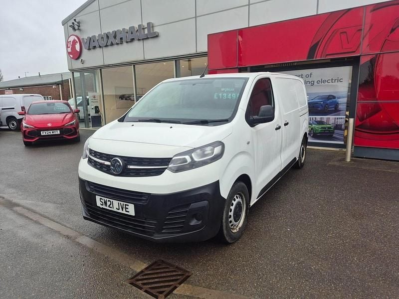 Used Vauxhall Vivaro Edition 100 HP (73 kW) 2021 White MPV