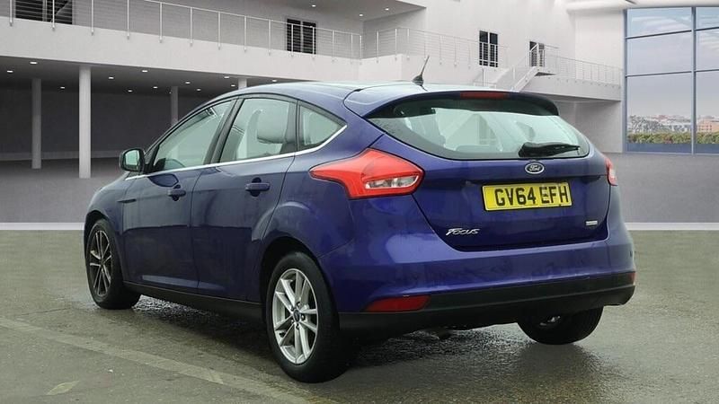 Used Ford Focus Zetec 2014 Blue Hatchback