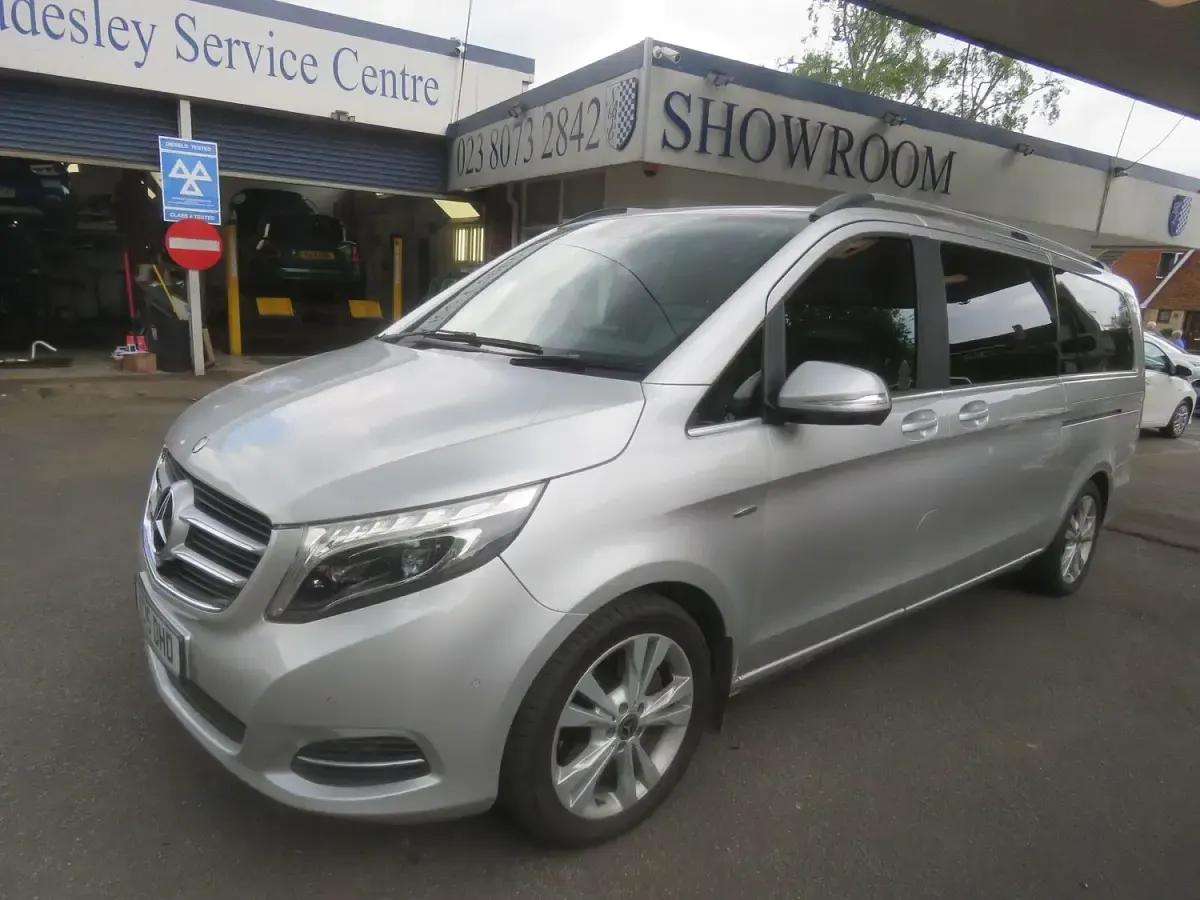 Used Mercedes V250 2015 Silver MPV