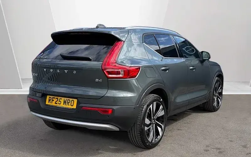 Used Volvo XC40 Ultra 197 HP (144 kW) 2026 SUV
