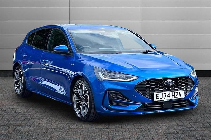 Desert island blue New 2024 Ford Focus ST-Line X Hatchback | £22,895 (Fair price) - Image 1/3