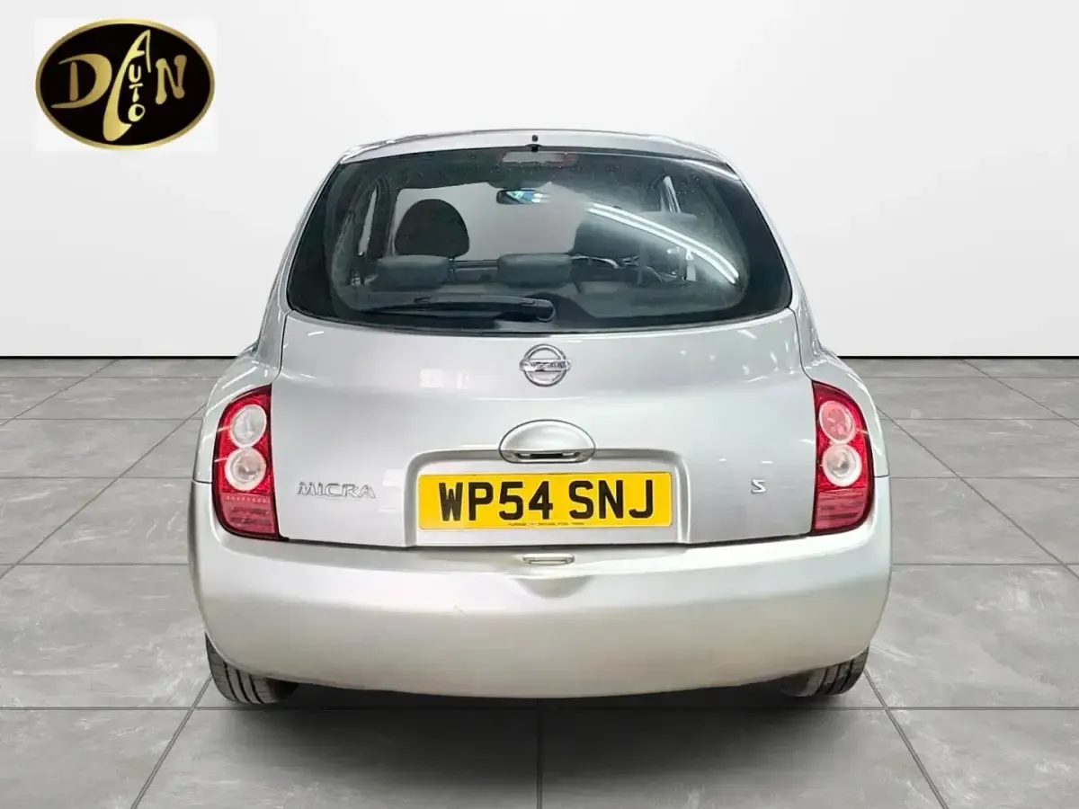Used Nissan Micra S 80 HP (58 kW) 2005 Silver Hatchback