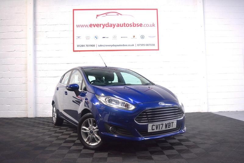 Used Ford Fiesta Zetec 2017 Blue Hatchback