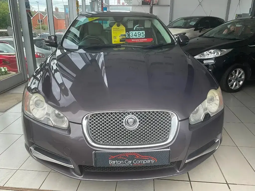 Used Jaguar XF Luxury 240 HP (176 kW) 2009 Grey Sedan