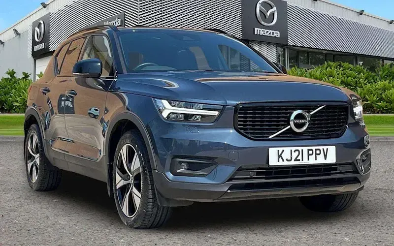Used Volvo XC40 R-Design 211 HP (155 kW) 2021 SUV