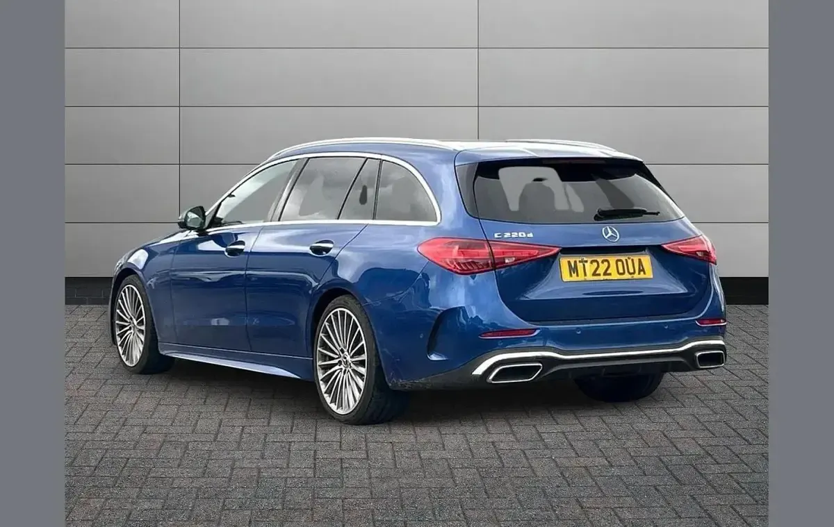Used Mercedes C220 AMG Line Premium 217 HP (159 kW) 2022 Spectral blue Estate