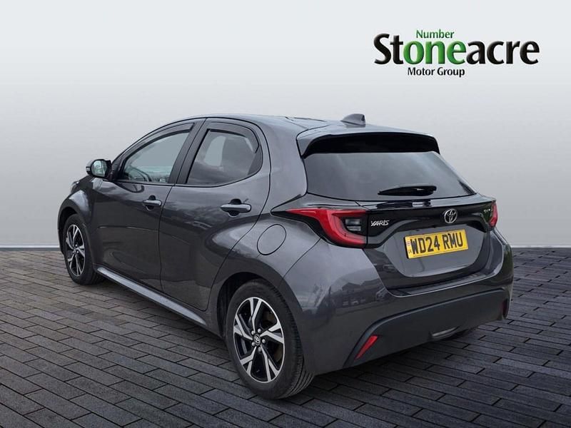 Second-hand Toyota Yaris Hybrid Design 116 CP (85 kW) 2024 Gri Hatchback