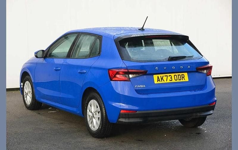 Used Skoda Fabia Comfort 108 HP (79 kW) 2023 Blue Hatchback