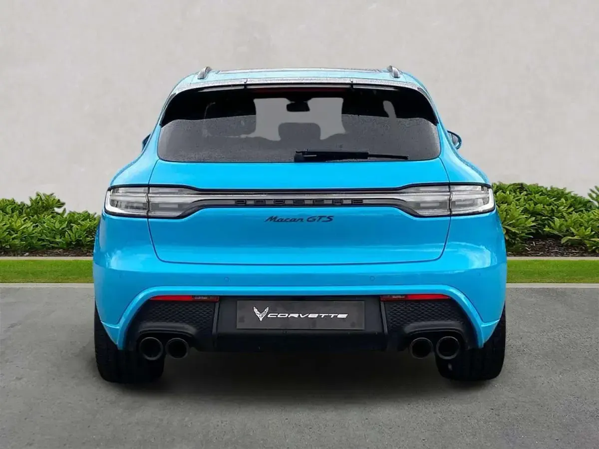 Used Porsche Macan GTS 440 HP (323 kW) 2022 Blue SUV