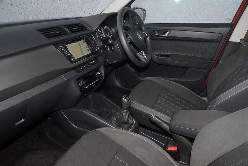 Used Skoda Fabia SE L 94 HP (69 kW) 2020 Corrida red Hatchback