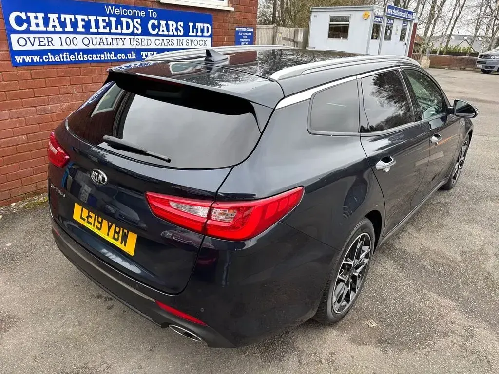 Used Kia Optima 134 HP (98 kW) 2019 Blue Estate
