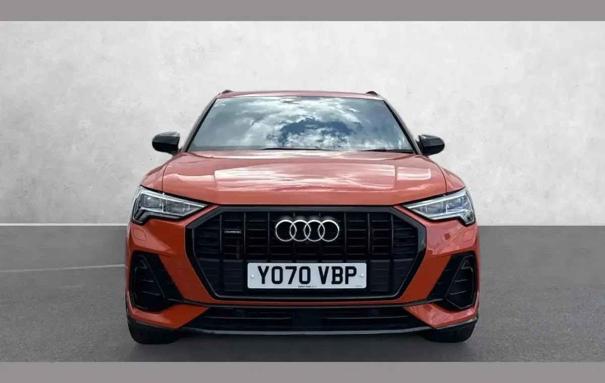 Used Audi Q3 Comfort 190 HP (139 kW) 2020 Orange SUV