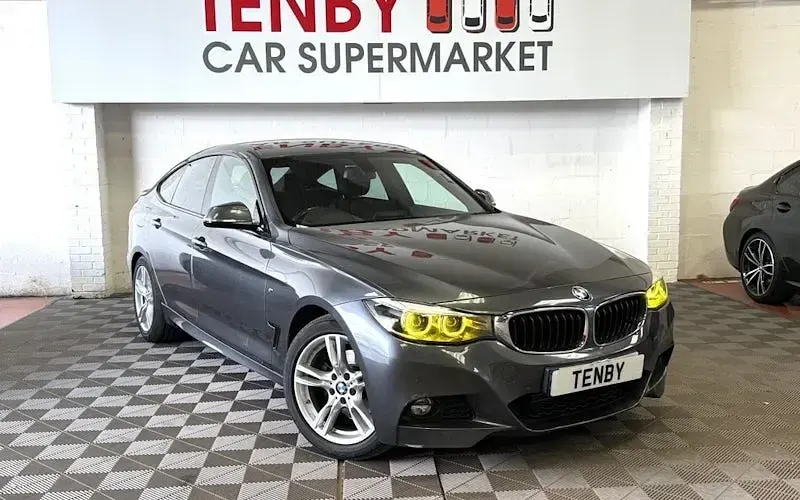 Used BMW 320 M Sport 190 HP (139 kW) 2017 Hatchback