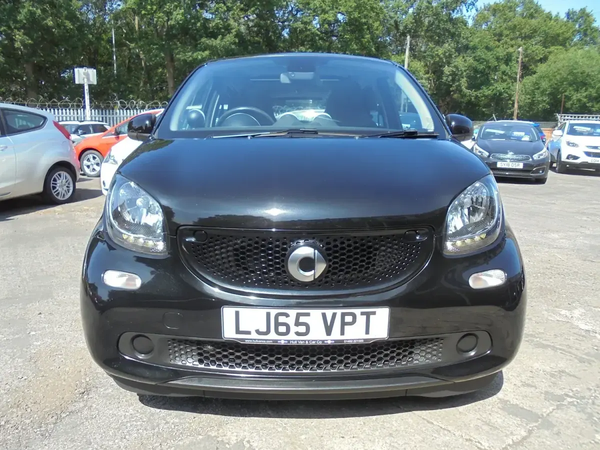 Used Smart ForFour Premium 71 HP (52 kW) 2015 Black Hatchback