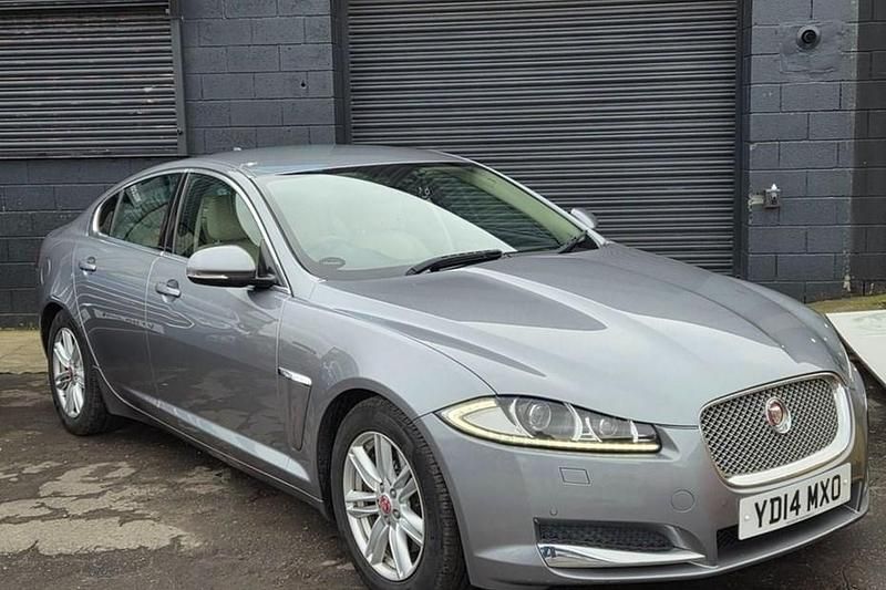 Used Jaguar XF Luxury 163 HP (119 kW) 2014 Grey Sedan