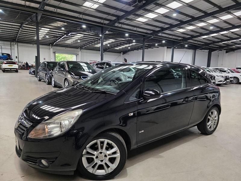 Black Used 2009 Vauxhall Corsa Hatchback | £1,980 (Good price) - Image 1/4