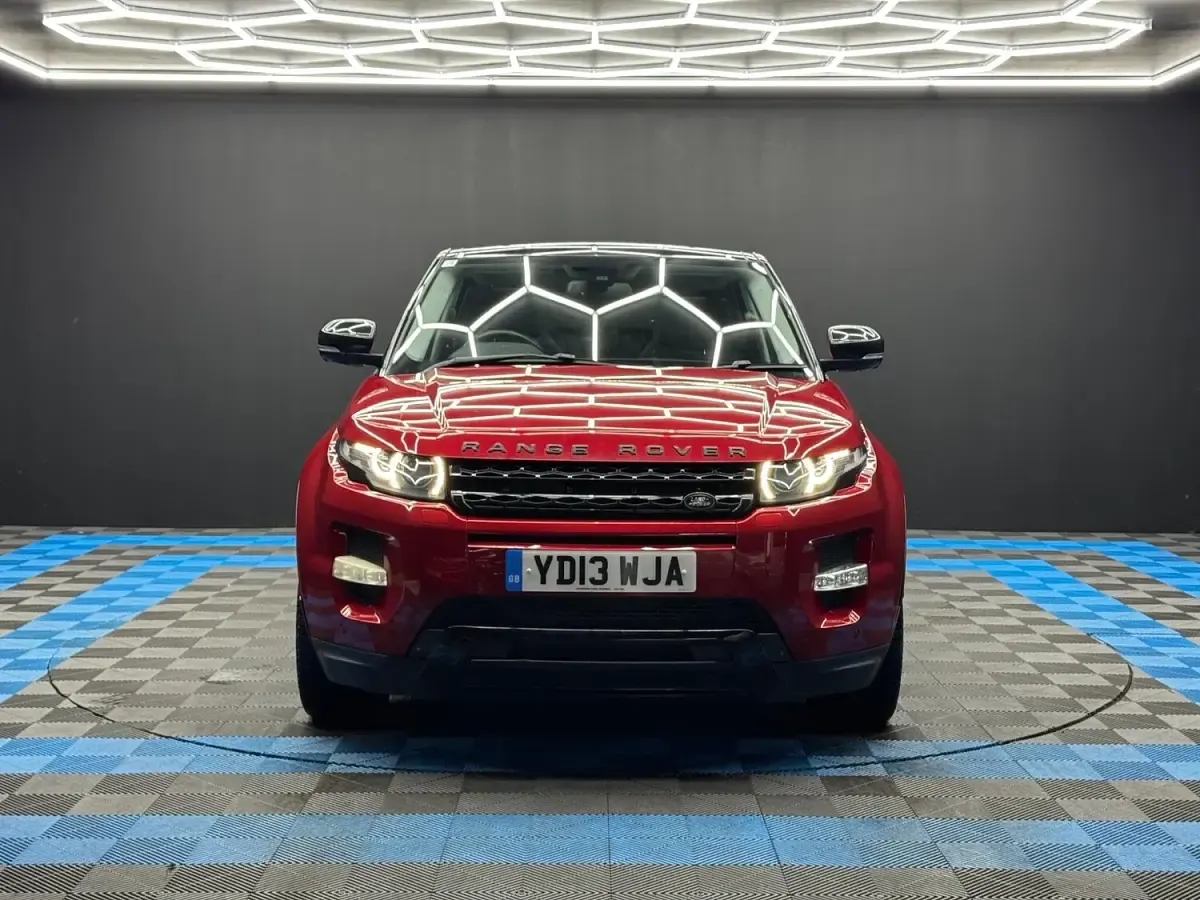 Used Land Rover Range Rover evoque Dynamic 2013 Red Estate