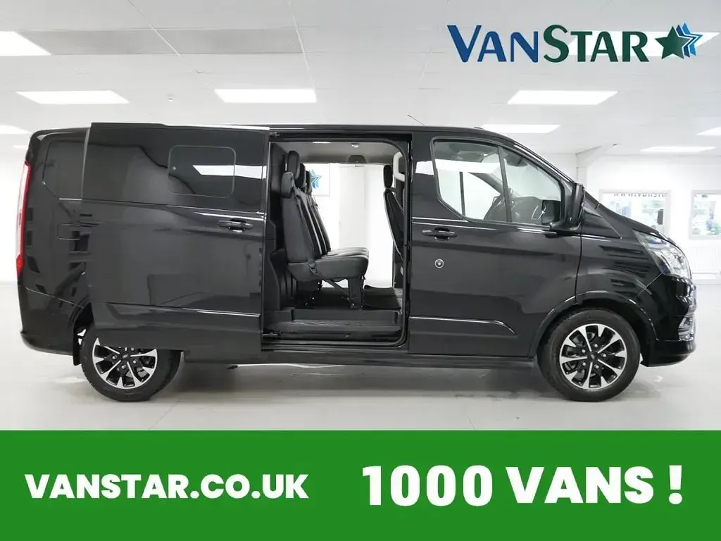 Used Ford Transit Custom Sport 185 HP (136 kW) 2022 Black Estate