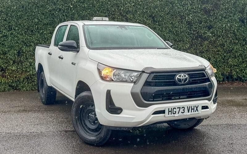 Used Toyota HiLux Active 150 HP (110 kW) 2024 Pickup