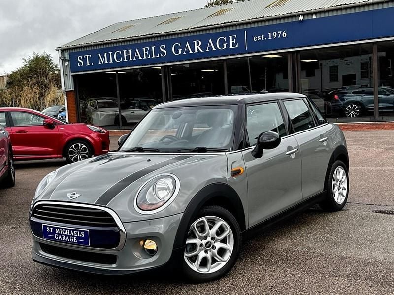 Grey Used 2017 Mini Cooper Hatch Hatchback | £11,995 (Fair price) - Image 1/4