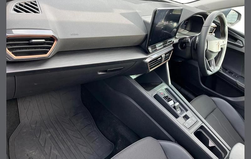 Used Cupra Leon 147 HP (108 kW) 2024 Black Hatchback