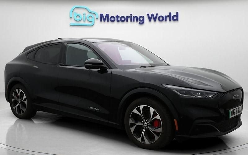 Used 2022 Ford Mustang Mach-E Extended Range SUV | £27,300 (Fair price) - Image 1/4