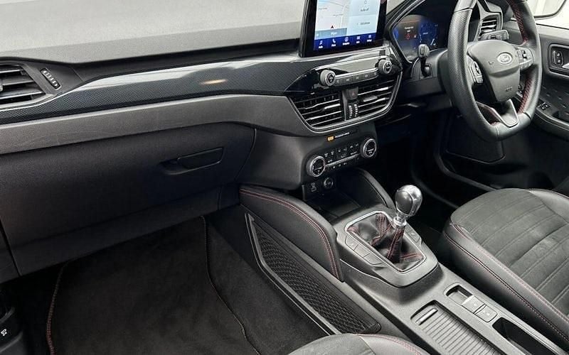 Used Ford Kuga ST-Line X 150 HP (110 kW) 2020 Red SUV