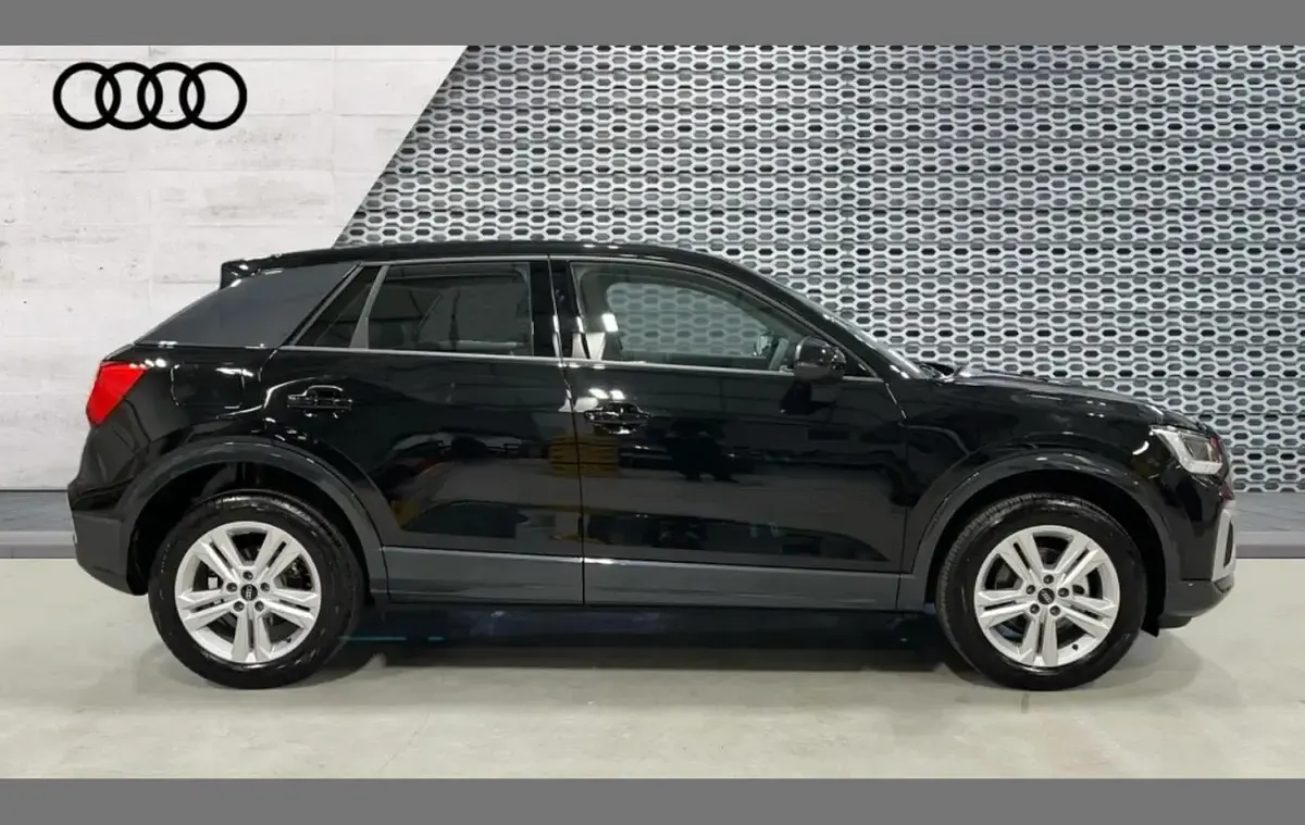 New Audi Q2 Sport 147 HP (108 kW) 2026 Black SUV