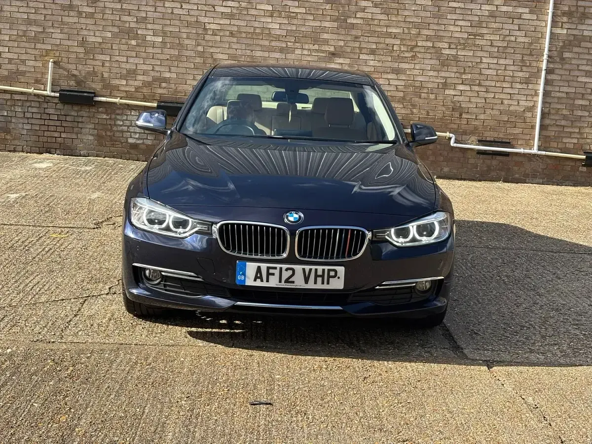 Used BMW 320 Luxury Line 2012 Blue Sedan